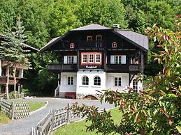 Spacious Villa in Zell am See near Ski Area