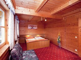 Spacious Cottage near Ski Area in Wagrain