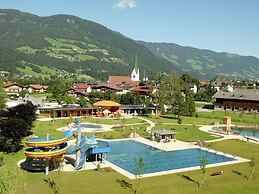 Apartment in Aschau im Zillertal With Balcony