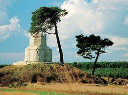 Elegant Holiday Home in Privlakaw With Garden