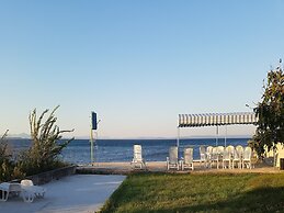 Elegant Holiday Home in Privlakaw With Garden