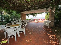 Fantastic Holiday Home With Amazing Garden, Private Pool, Directly on 