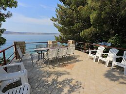 Fantastic Holiday Home With Amazing Garden, Private Pool, Directly on 