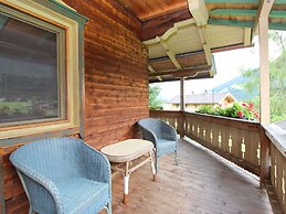 Cosy Apartment in Neukirchen near Krimmler Waterfalls
