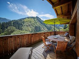 Modern Chalet With Sauna