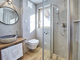 Modern Chalet With Sauna