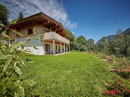 Modern Chalet With Sauna