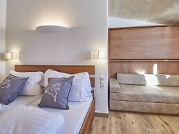 Modern Chalet With Sauna