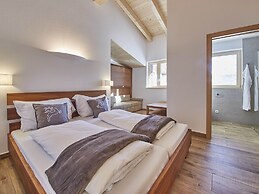 Modern Chalet With Sauna