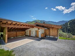 Modern Chalet With Sauna