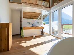 Chalet in Neukirchen am Grossvenediger With Pool