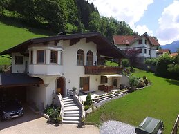 Apartment in Bad Hofgastein With Sauna