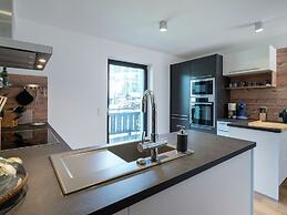 Spacious Apartment near Ski Area in Niedernsill