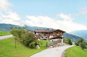 Apartment in Kaprun Near the ski Area