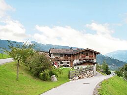 Apartment in Kaprun Near the ski Area