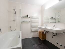 Luxurious Apartment in Furth With Pool