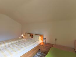 Cozy Holiday Home in Piesendorf near Ski Area