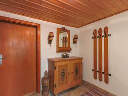 Cozy Holiday Home in Piesendorf near Ski Area