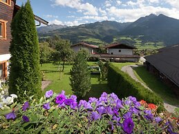 Cozy Holiday Home in Piesendorf near Ski Area