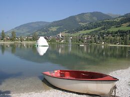 Cozy Holiday Home in Piesendorf near Ski Area