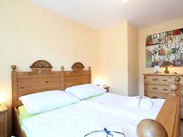 Apartment in Niedernsill Near Centre