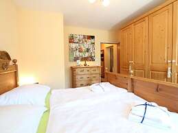 Apartment in Niedernsill Near Centre