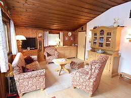 Chalet Anna Near Ski Area in Niedernsill