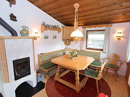 Chalet Anna Near Ski Area in Niedernsill