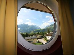 Large Chalet in Piesendorf With Sauna