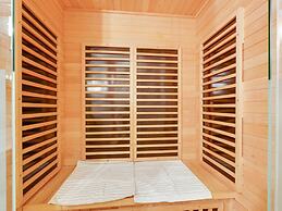 Spacious Villa With Sauna