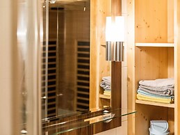 Spacious Villa With Sauna