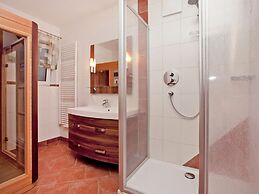 Spacious Villa With Sauna