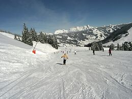 Ski In, Ski Out in Saalbach near Zell am See Xpress