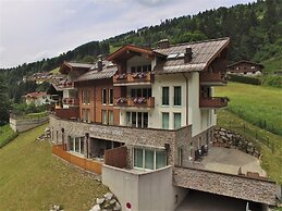 Ski In, Ski Out in Saalbach near Zell am See Xpress