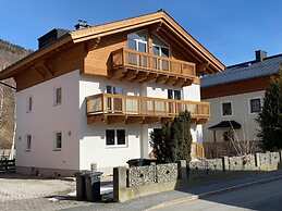 Chalet in Bruck am Grossglockner With Sauna