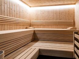 Chalet in Bruck am Grossglockner With Sauna