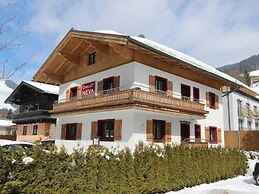 Luxury Chalet with Sauna near Ski Area in Salzburg