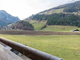 Modern Apartment in Wald / Pinzgau With Sauna