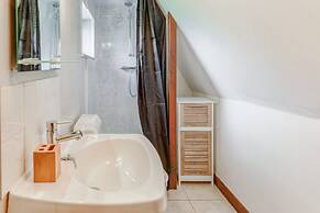 Beautiful Holiday Home With Pool in Teillots