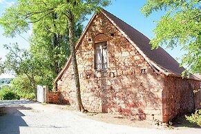 Beautiful Holiday Home With Pool in Teillots