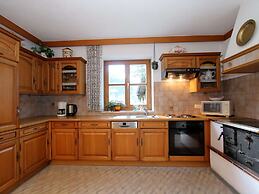 Serene Cottage in Neukirchen am Großvenediger near Ski Area
