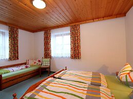 Serene Cottage in Neukirchen am Großvenediger near Ski Area