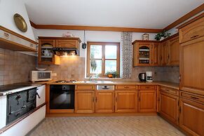 Serene Cottage in Neukirchen am Großvenediger near Ski Area