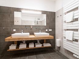 Luxury Chalet with Sauna near Ski Area in Salzburg