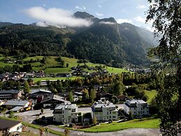 Apartment With Terrace in Kaprun, Salzburg