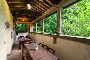 Holiday Home in Pistoia With Pool