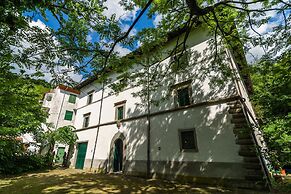 Holiday Home in Pistoia With Pool