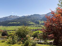 Sunlit Apartment near Ski Area in Walchen