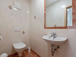 Sunlit Apartment near Ski Area in Walchen