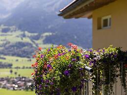 Sunlit Apartment near Ski Area in Walchen